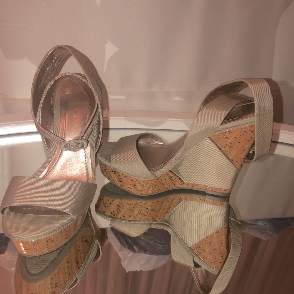 BCBGenration Beige wedges